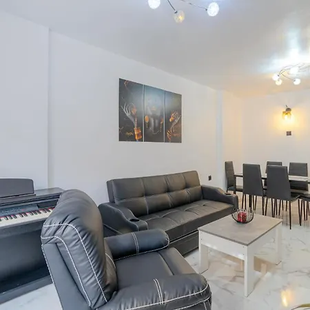 Playa Naufragos 3 * トレビエハ